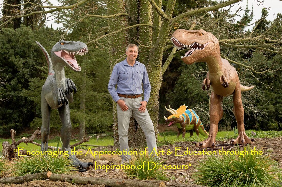 PaulsPrehistoricPark With Dinosaurs